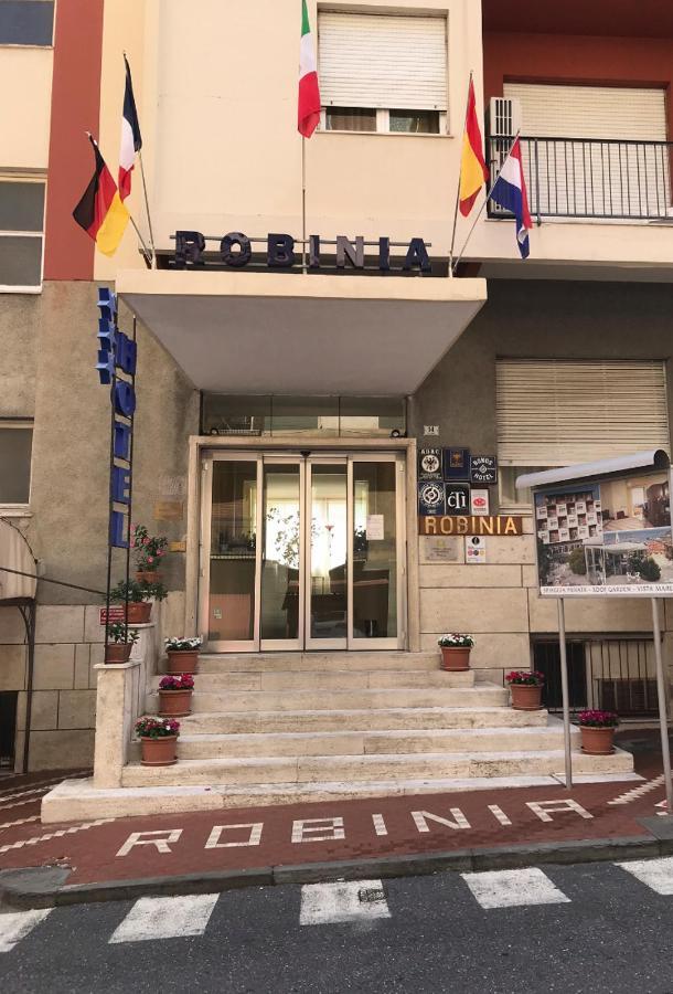 Hotel Robinia Imperia Exterior photo